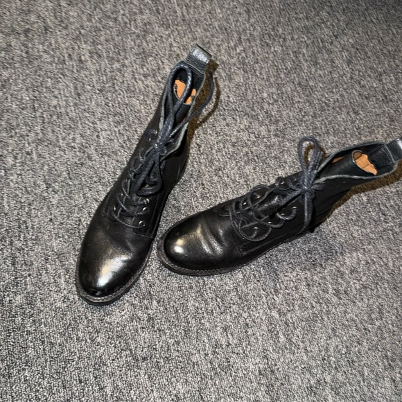 FRYE Veronica Flex Combat In Black Leather - Picture 4 of 7